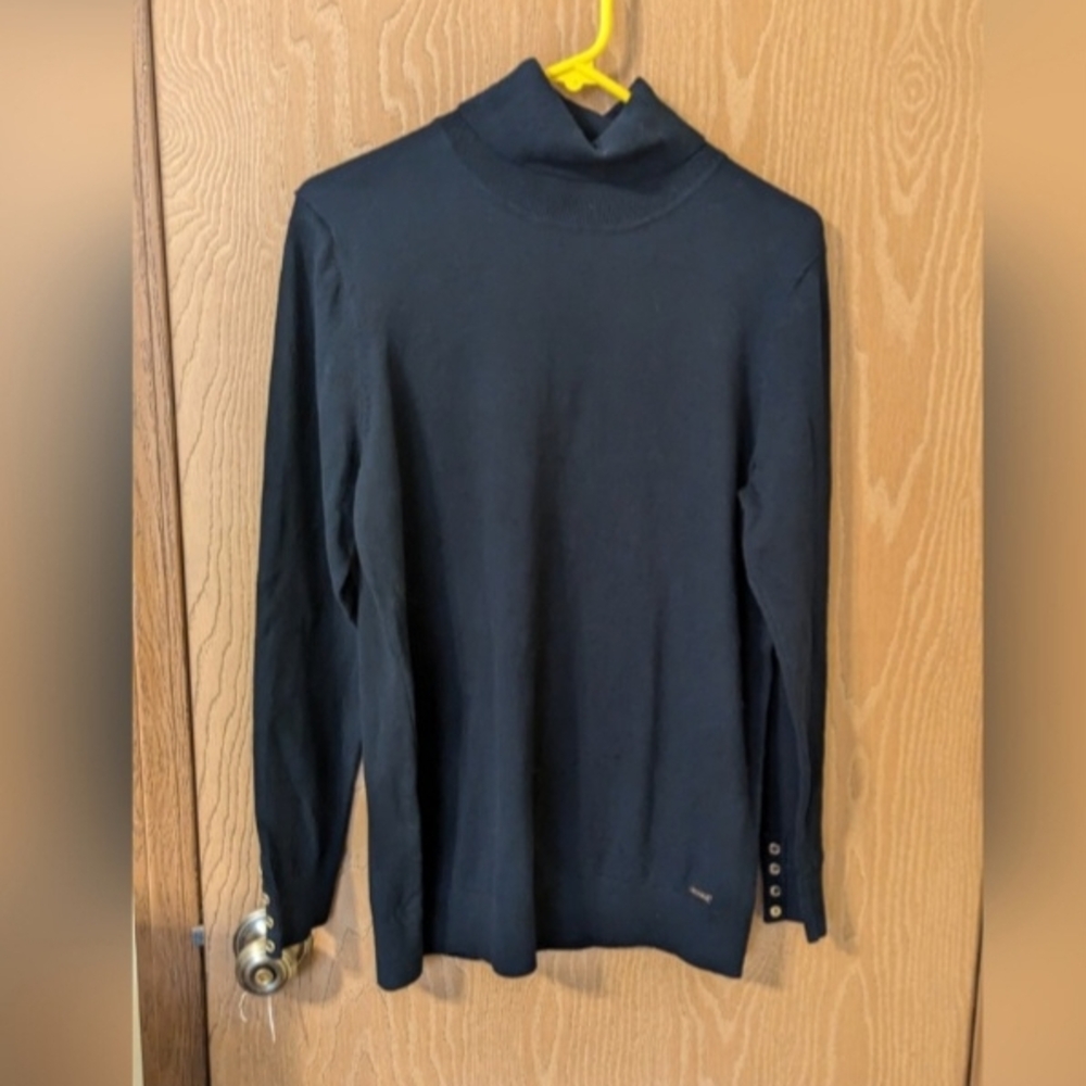 Elegant Navy Women's Turtle Neck Sweater (Size XL)